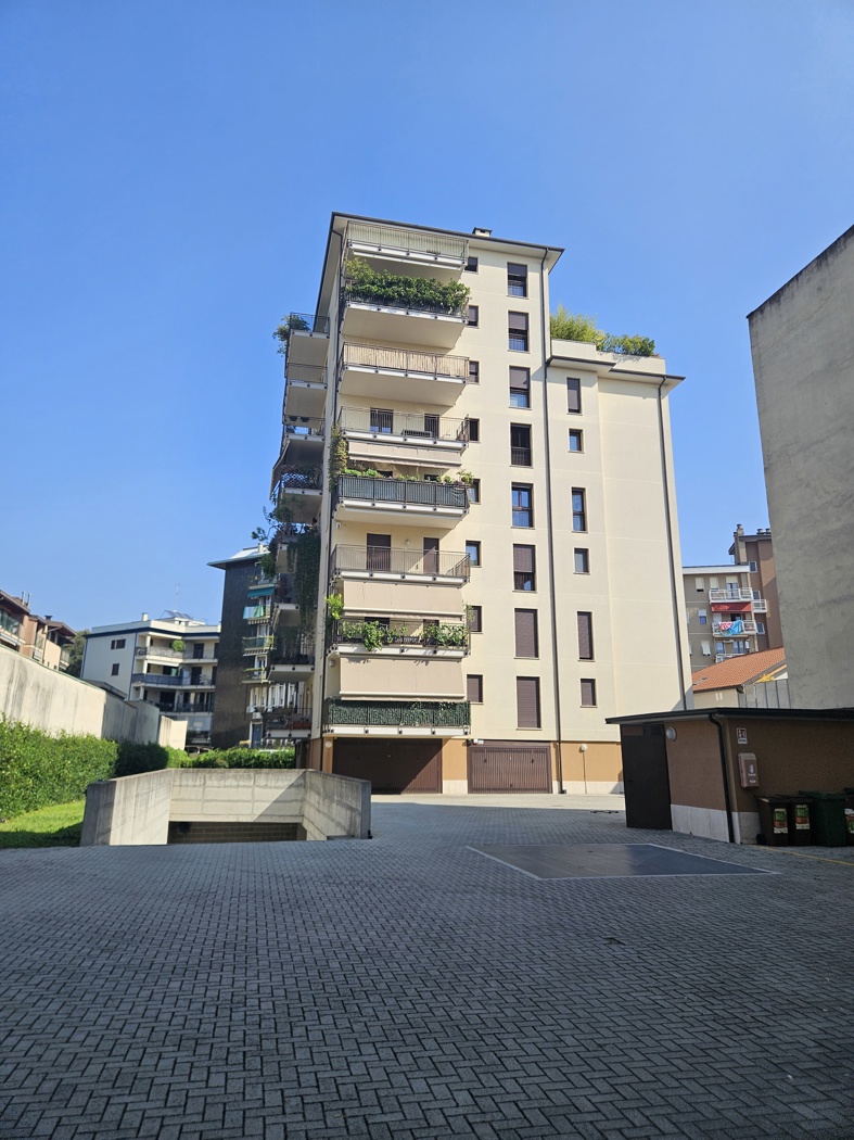 Bilocale arredato in affitto a Milano