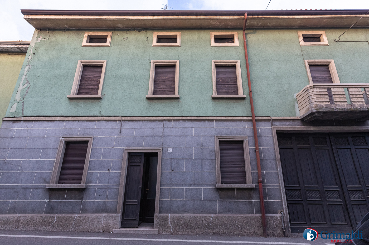 Stabile/Palazzo in vendita a Rovello Porro