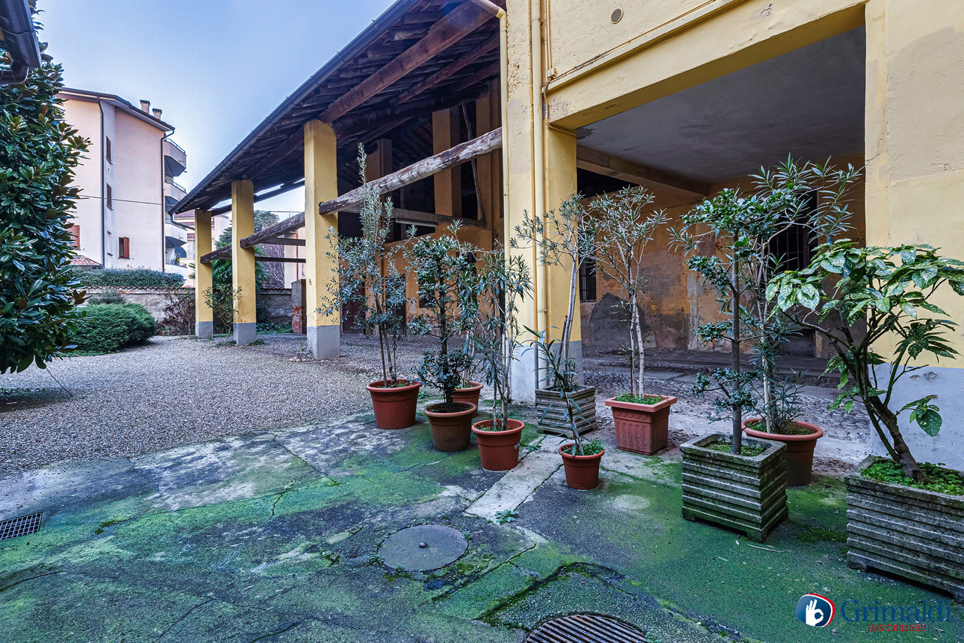 Stabile/Palazzo in vendita a Rovello Porro