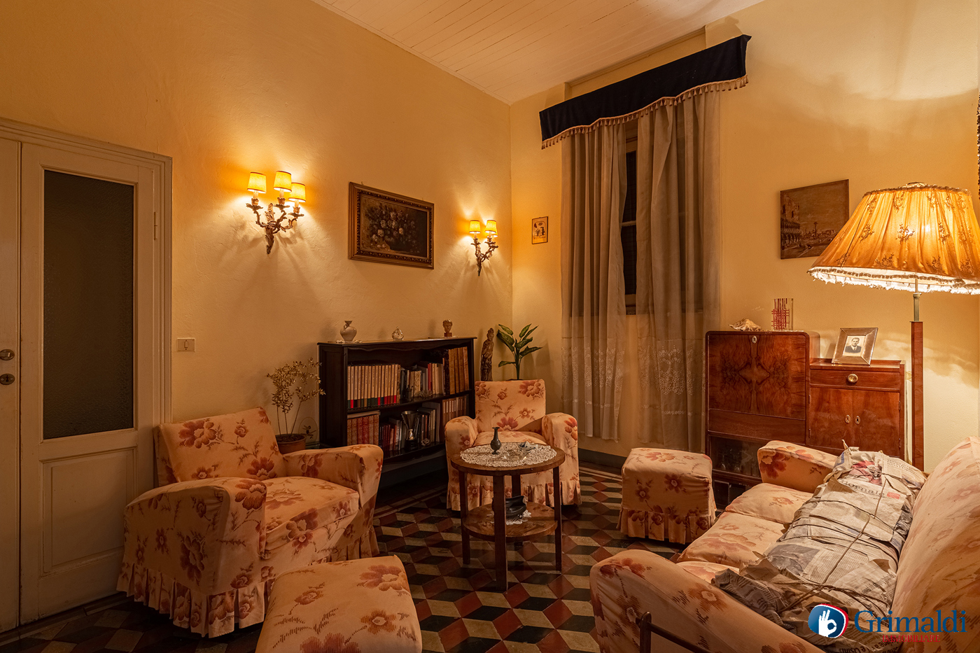 Stabile/Palazzo in vendita a Rovello Porro