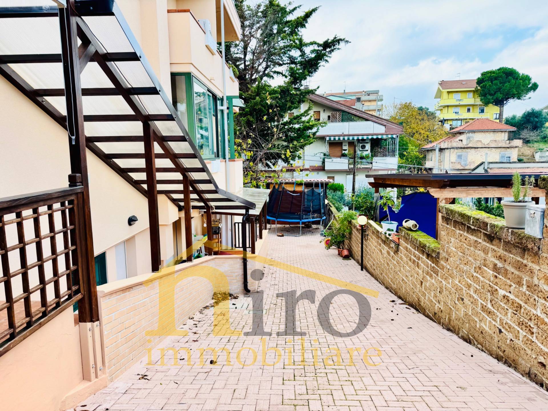 Villa in vendita a Montesilvano