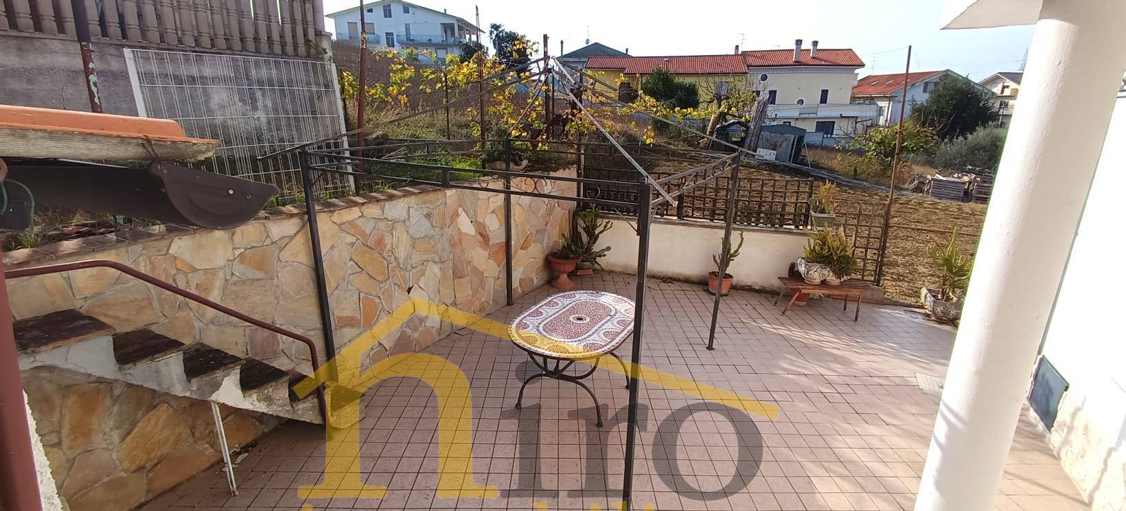 Casa singola in vendita a Pescara, Porta Nuova