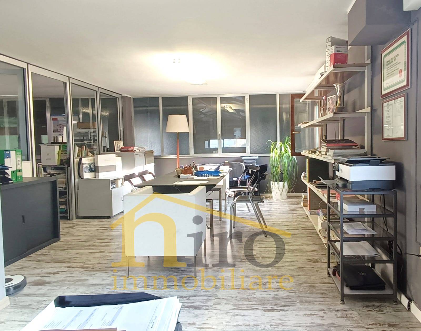 Capannone in vendita a San Giovanni Teatino