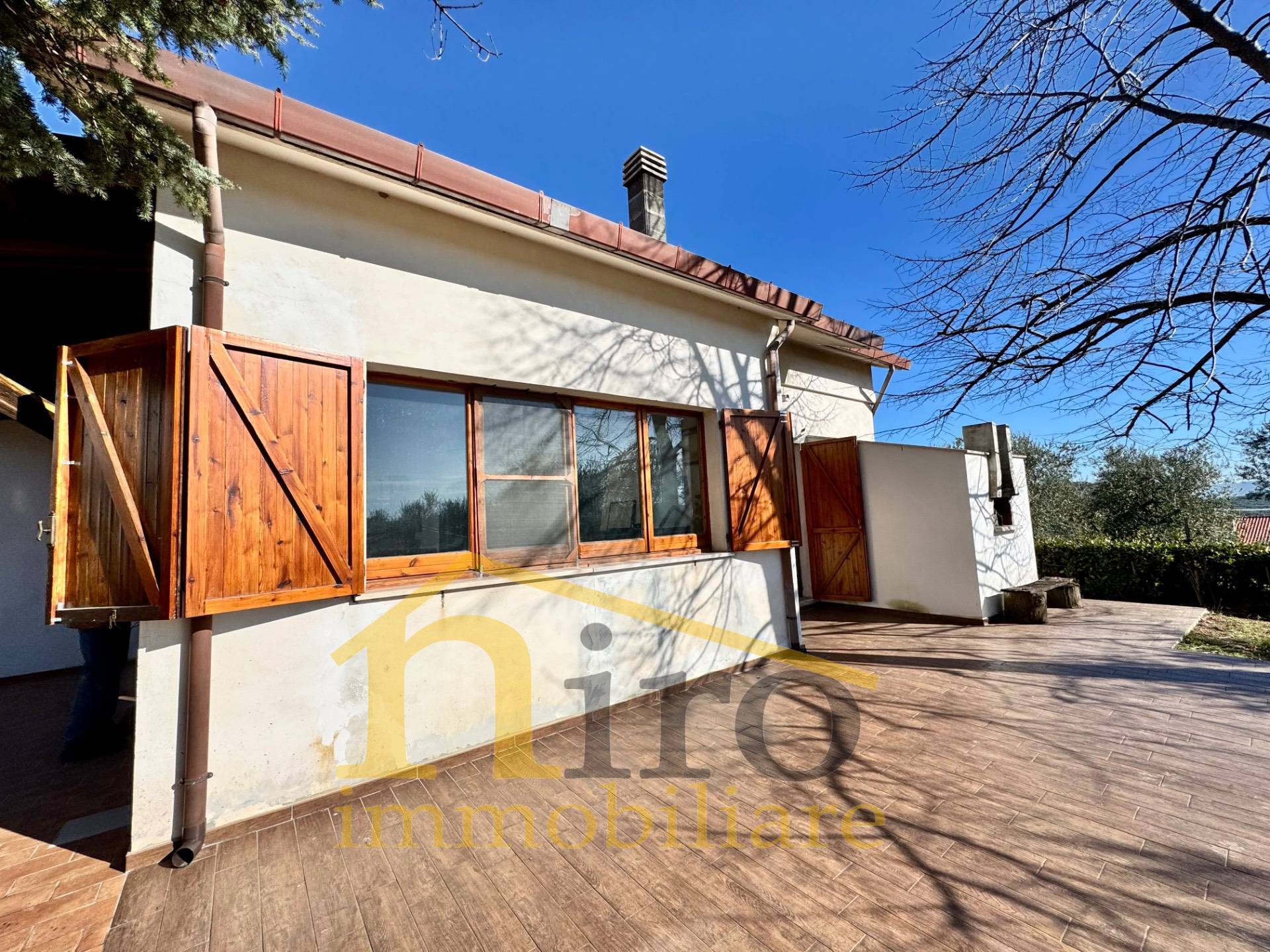 Casa singola in vendita a Moscufo, Senarica-Vertilina