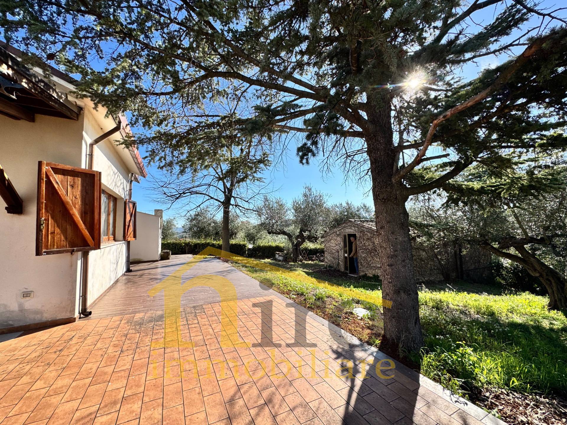 Casa singola in vendita a Moscufo, Senarica-Vertilina