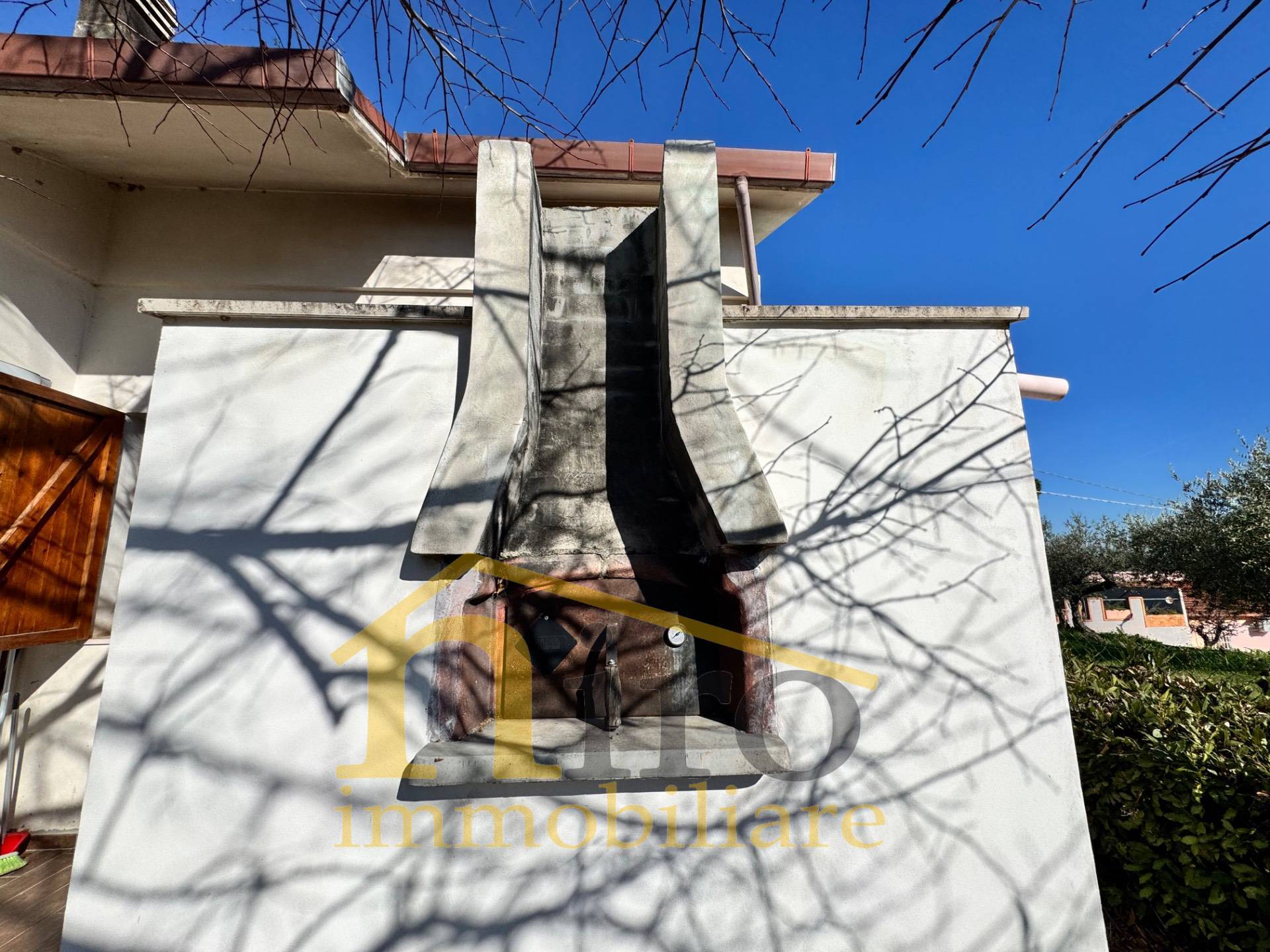 Casa singola in vendita a Moscufo, Senarica-Vertilina