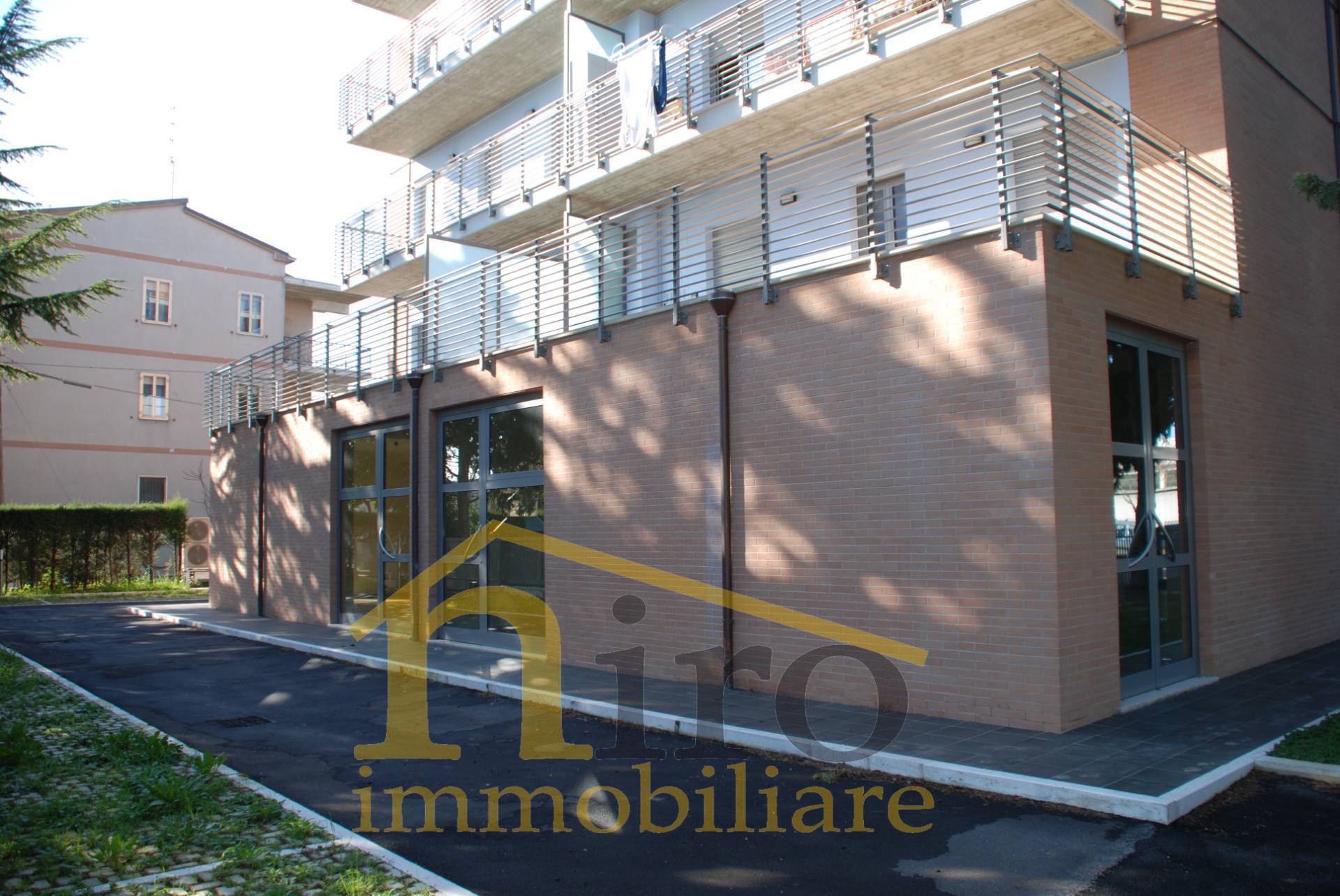 Locale commerciale in vendita a San Giovanni Teatino