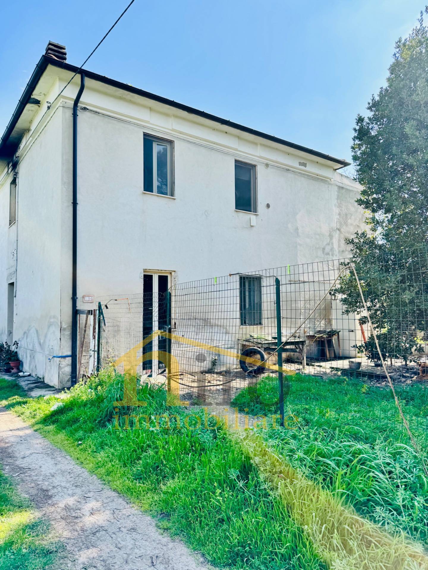 Casa singola in vendita a Collecorvino