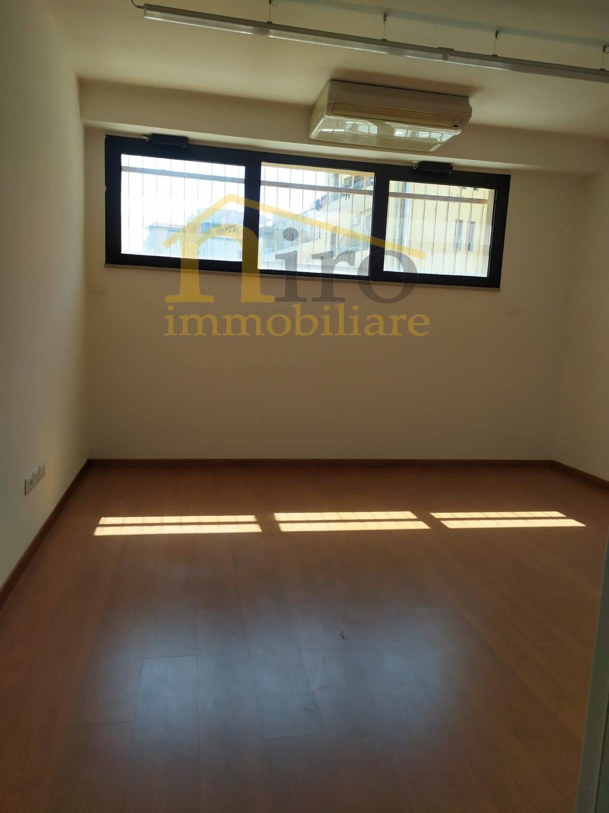 Studio/Ufficio in affitto a Pescara, Centro
