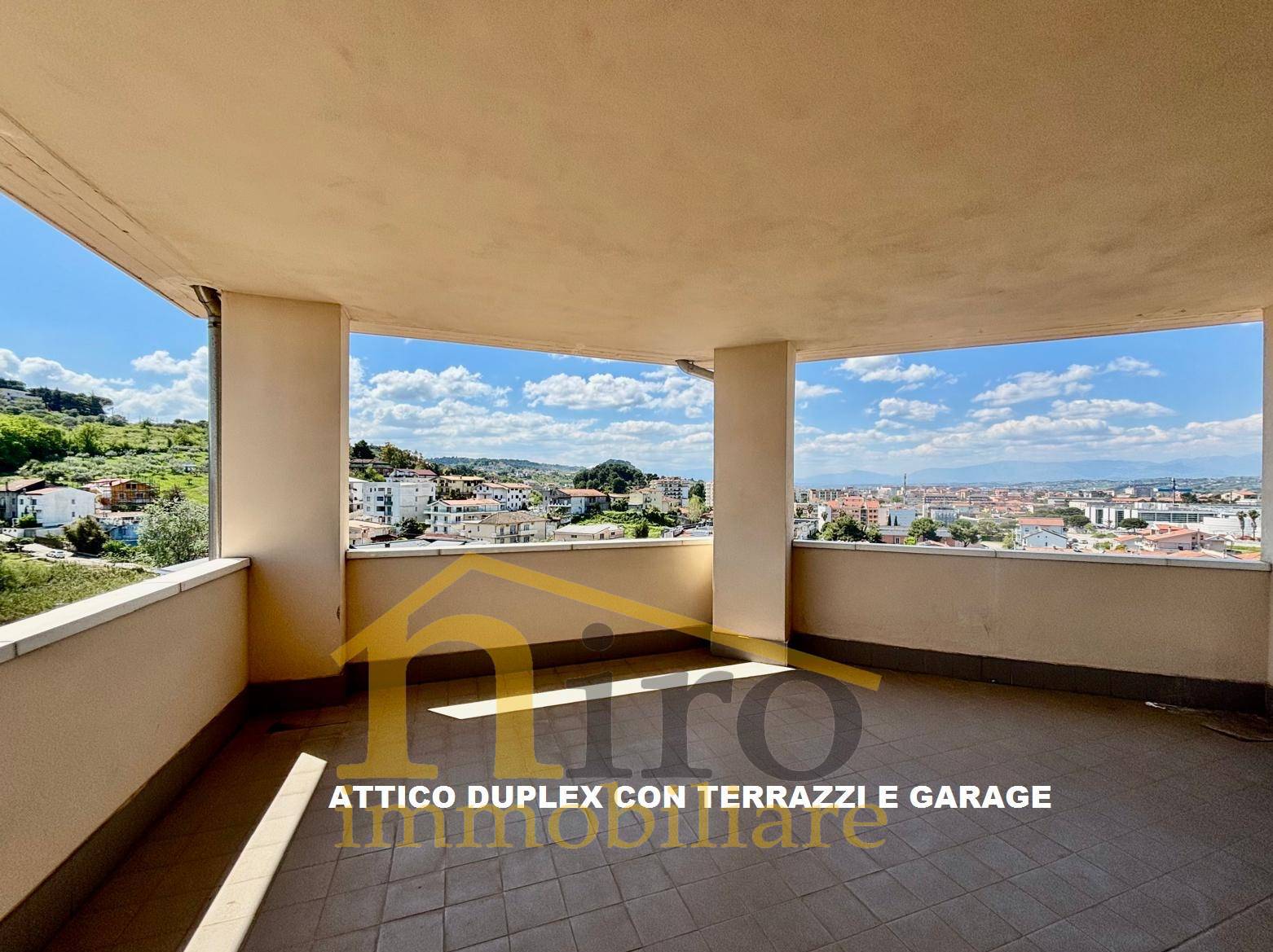 Attico in vendita a Pescara, Porta Nuova