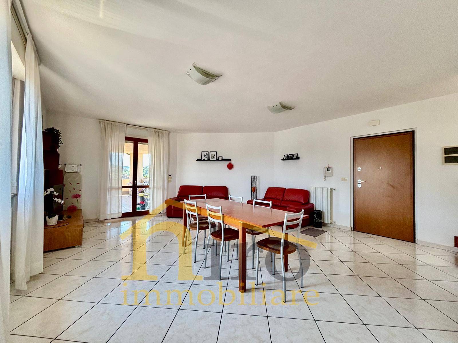 Attico in vendita a Pescara, Porta Nuova