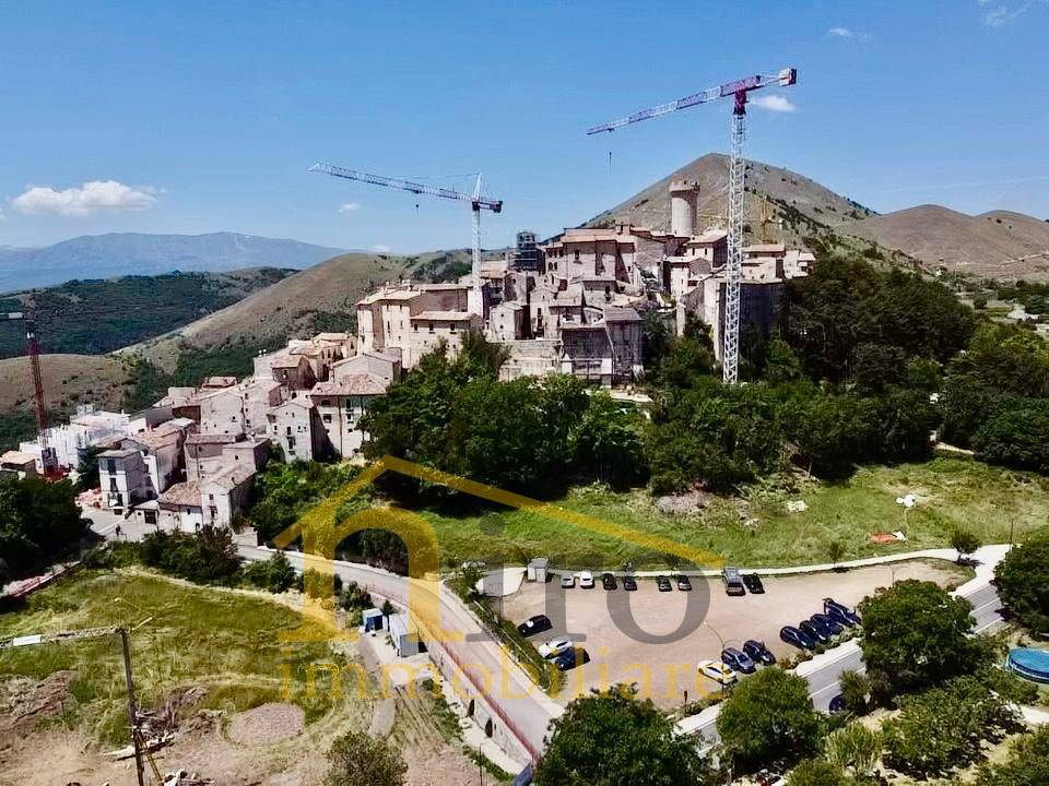 Casa singola in vendita a Santo Stefano di Sessanio