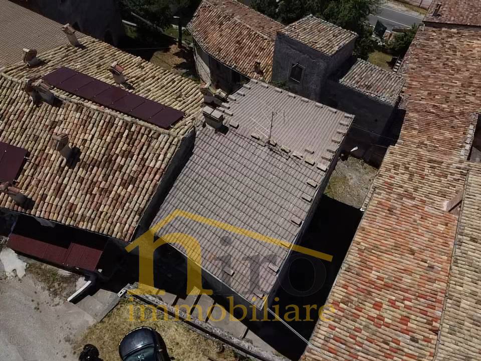 Casa singola in vendita a Santo Stefano di Sessanio