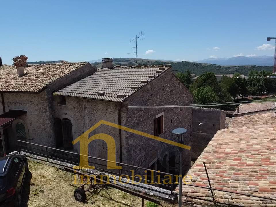 Casa singola in vendita a Santo Stefano di Sessanio