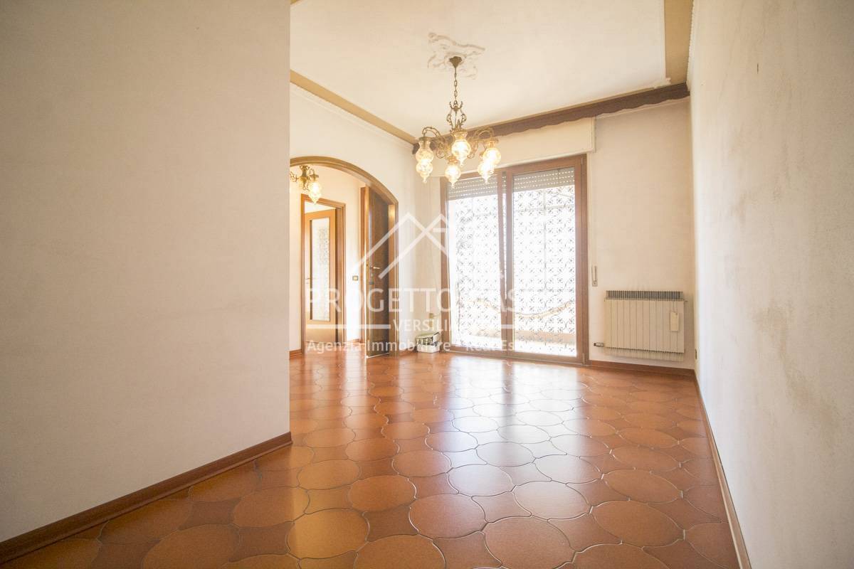 Casa / Villa in vendita a Viareggio, Torre del Lago Puccini