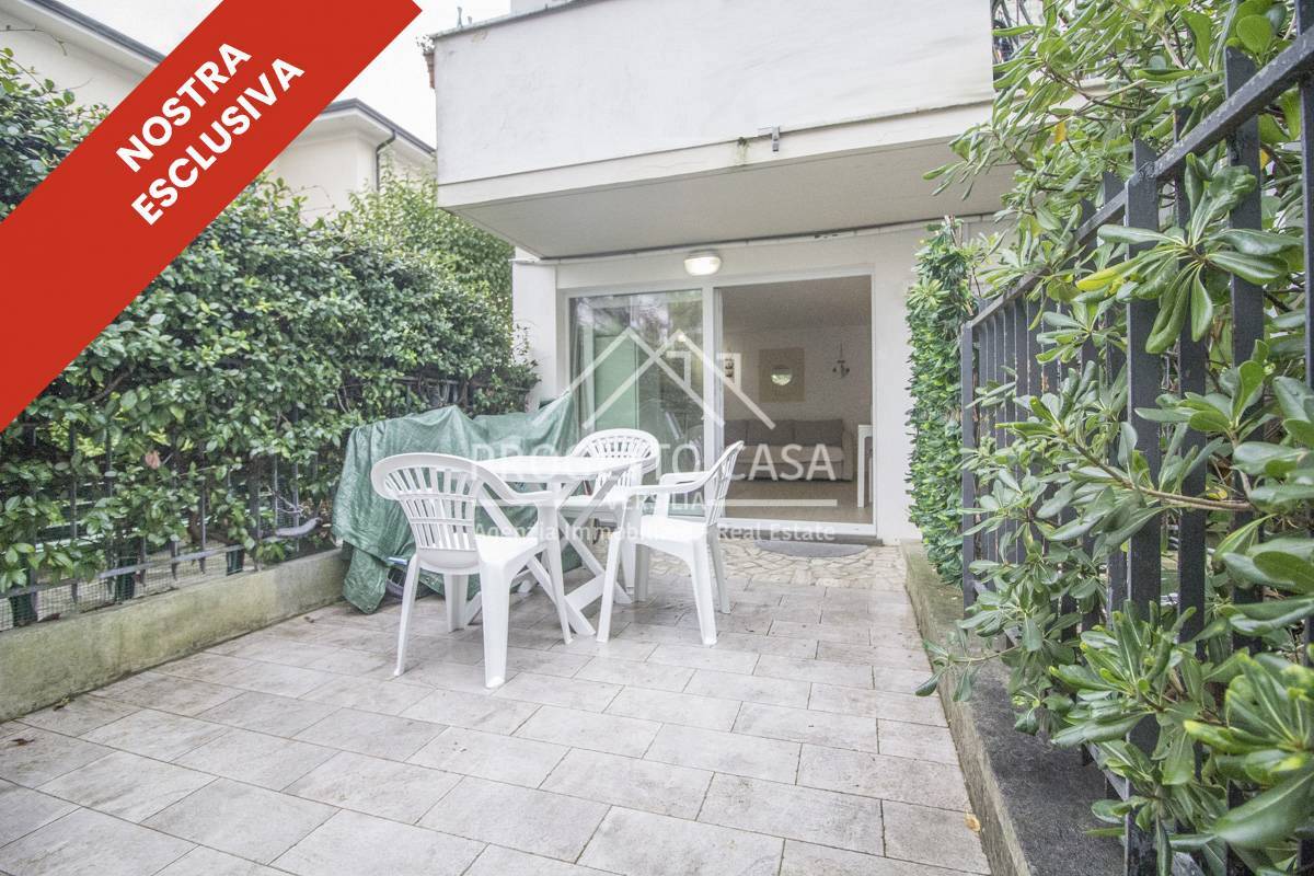 Appartamento in vendita a Camaiore, Lido di Camaiore