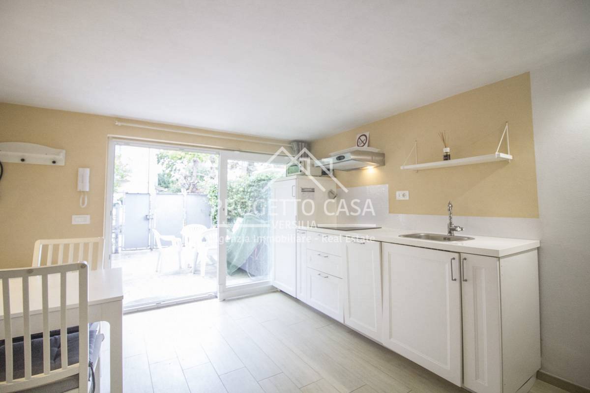 Appartamento in vendita a Camaiore, Lido di Camaiore