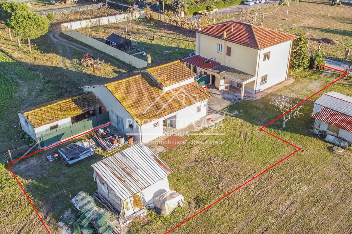 Casa / Villa in vendita a Viareggio, Bicchio / Varignano