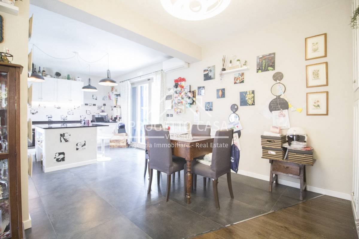 Casa / Villa in vendita a Massarosa, Pian di Mommio / Pian di Conca