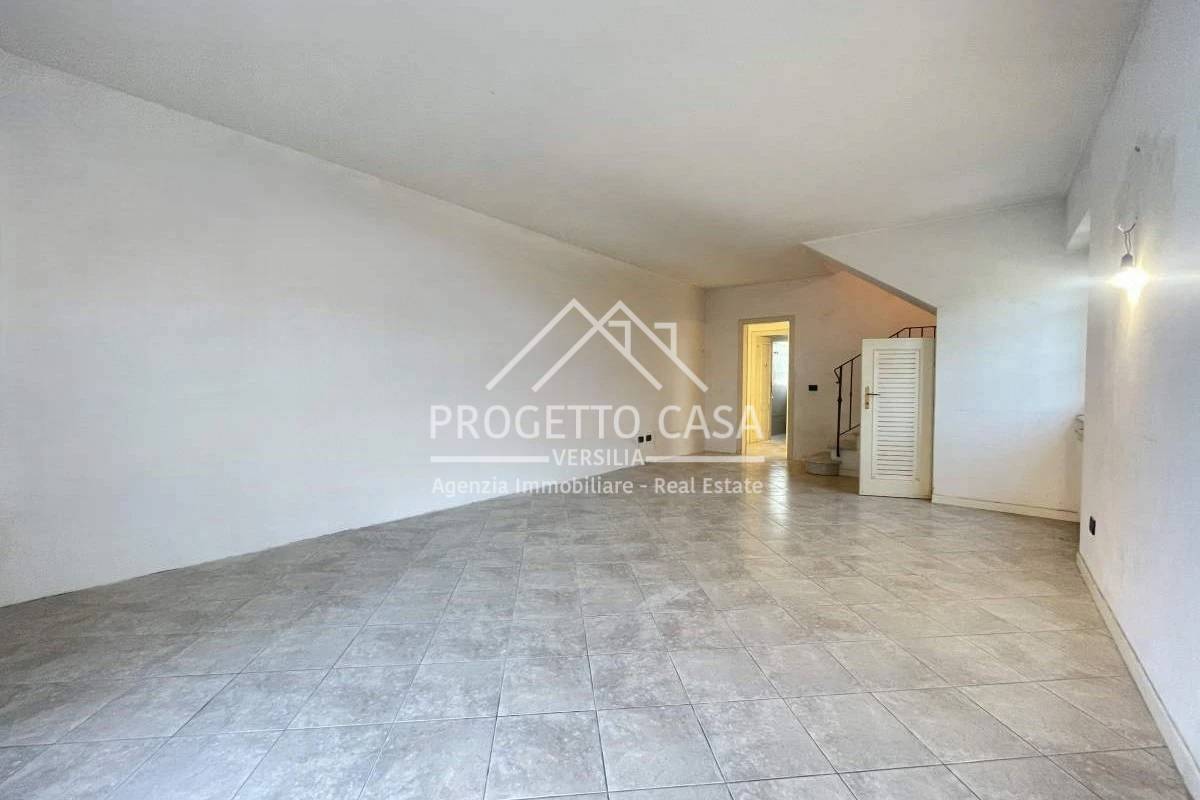 Casa / Villa in vendita a Pietrasanta, Marina di Pietrasanta