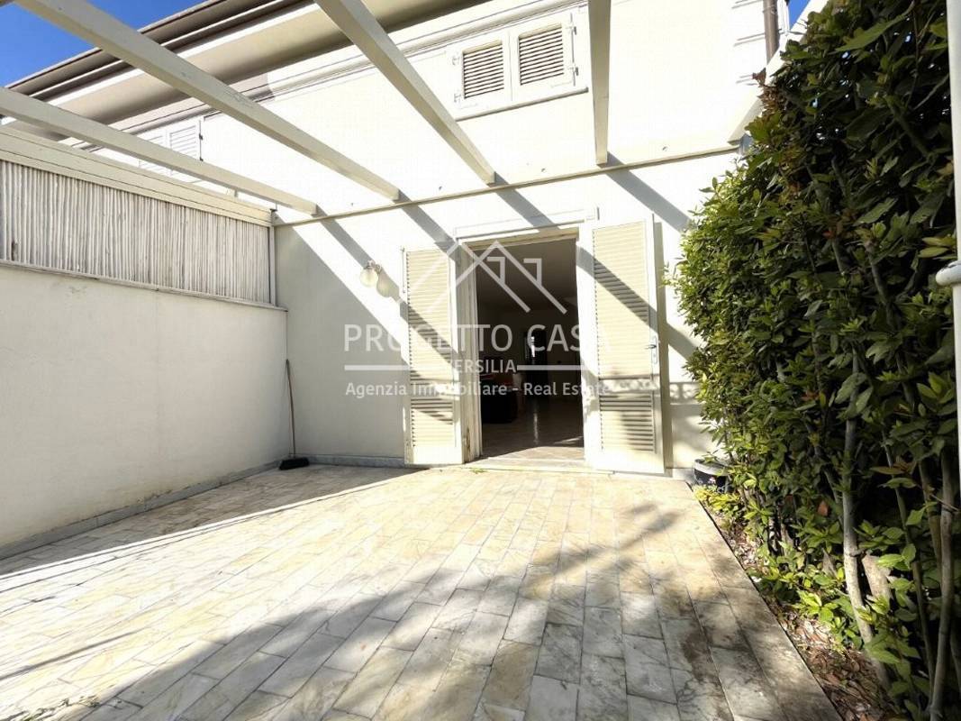 Casa / Villa in vendita a Pietrasanta, Marina di Pietrasanta