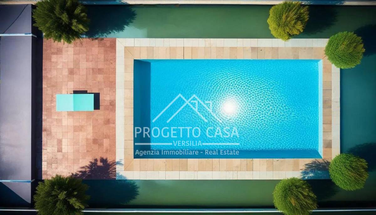 Casa / Villa in vendita a Camaiore, Lido di Camaiore