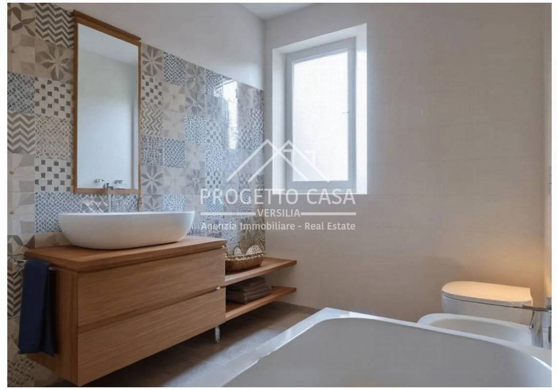 Casa / Villa in vendita a Camaiore, Lido di Camaiore