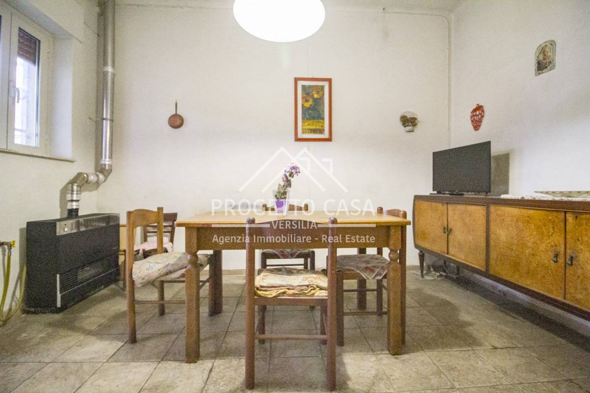 Casa / Villa in vendita a Viareggio, Migliarina / Montramito / Terminetto