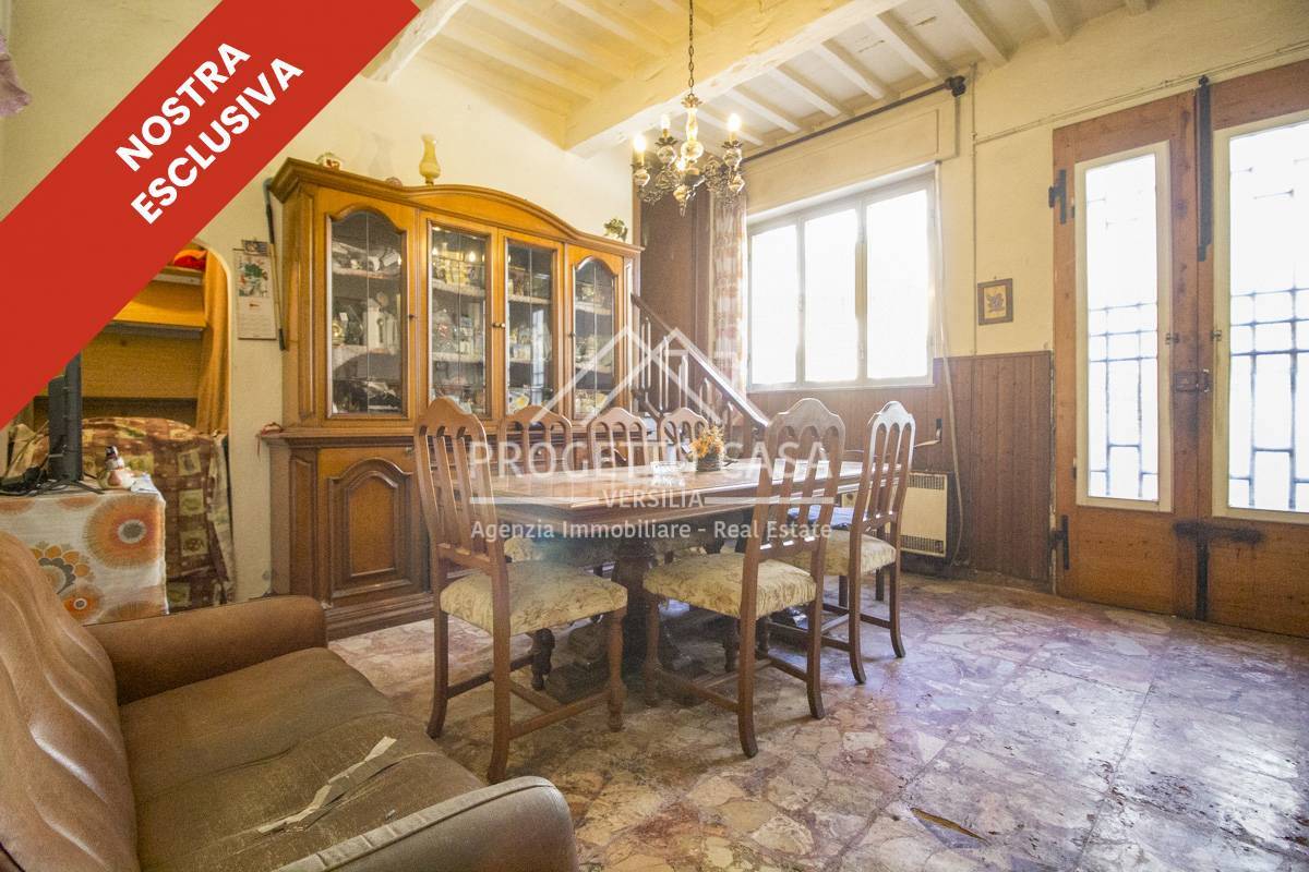 Casa / Villa in vendita a Viareggio, Migliarina / Montramito / Terminetto