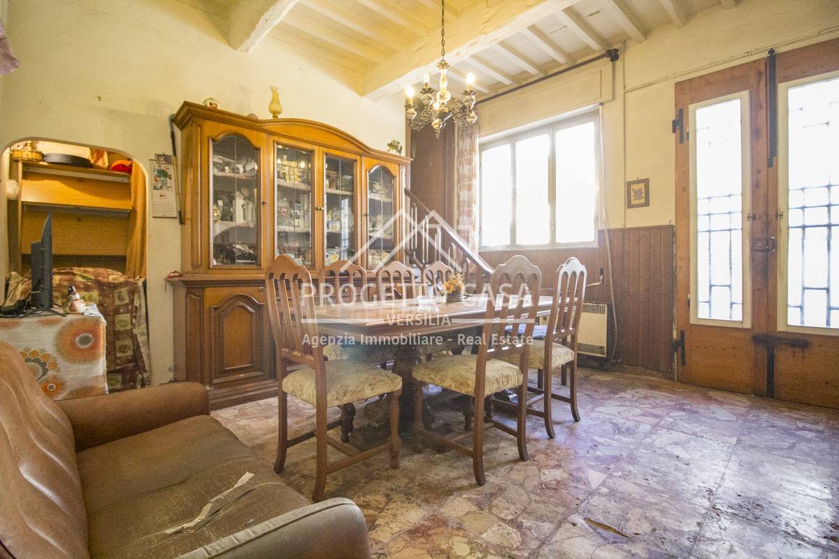 Casa / Villa in vendita a Viareggio, Migliarina / Montramito / Terminetto