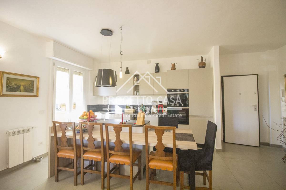 Appartamento in vendita a Pietrasanta, Pietrasanta