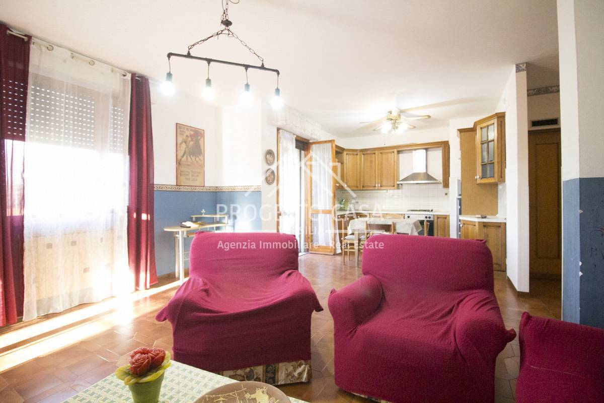 Appartamento in vendita a Viareggio, Bicchio / Varignano