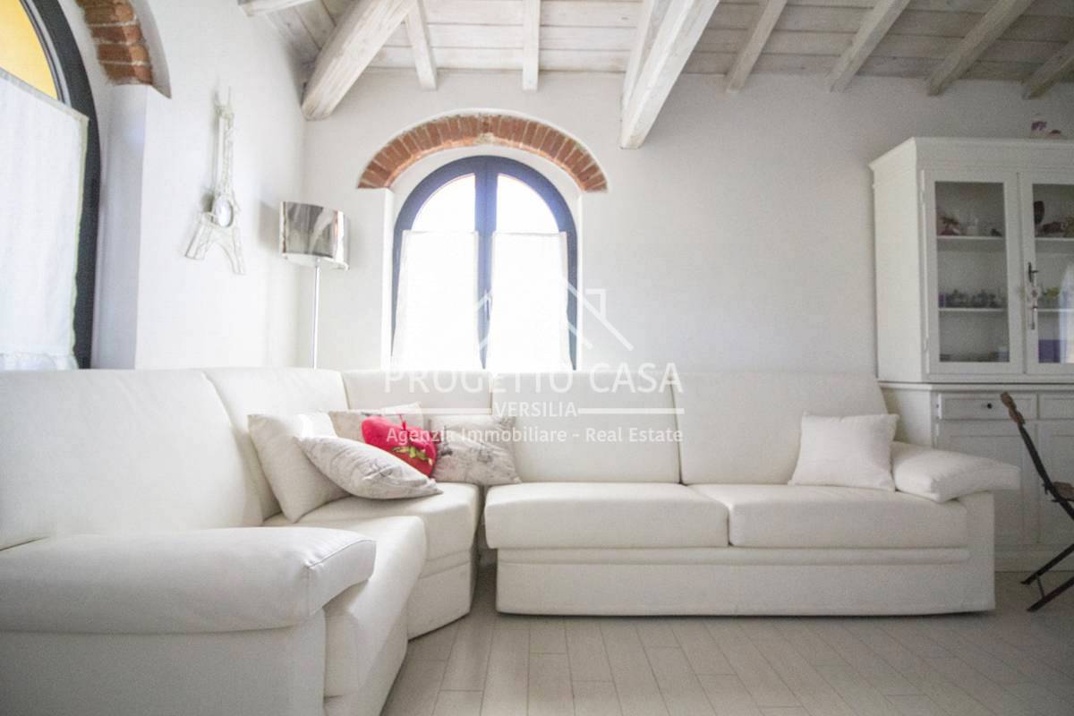 Appartamento in vendita a Pietrasanta, Pietrasanta