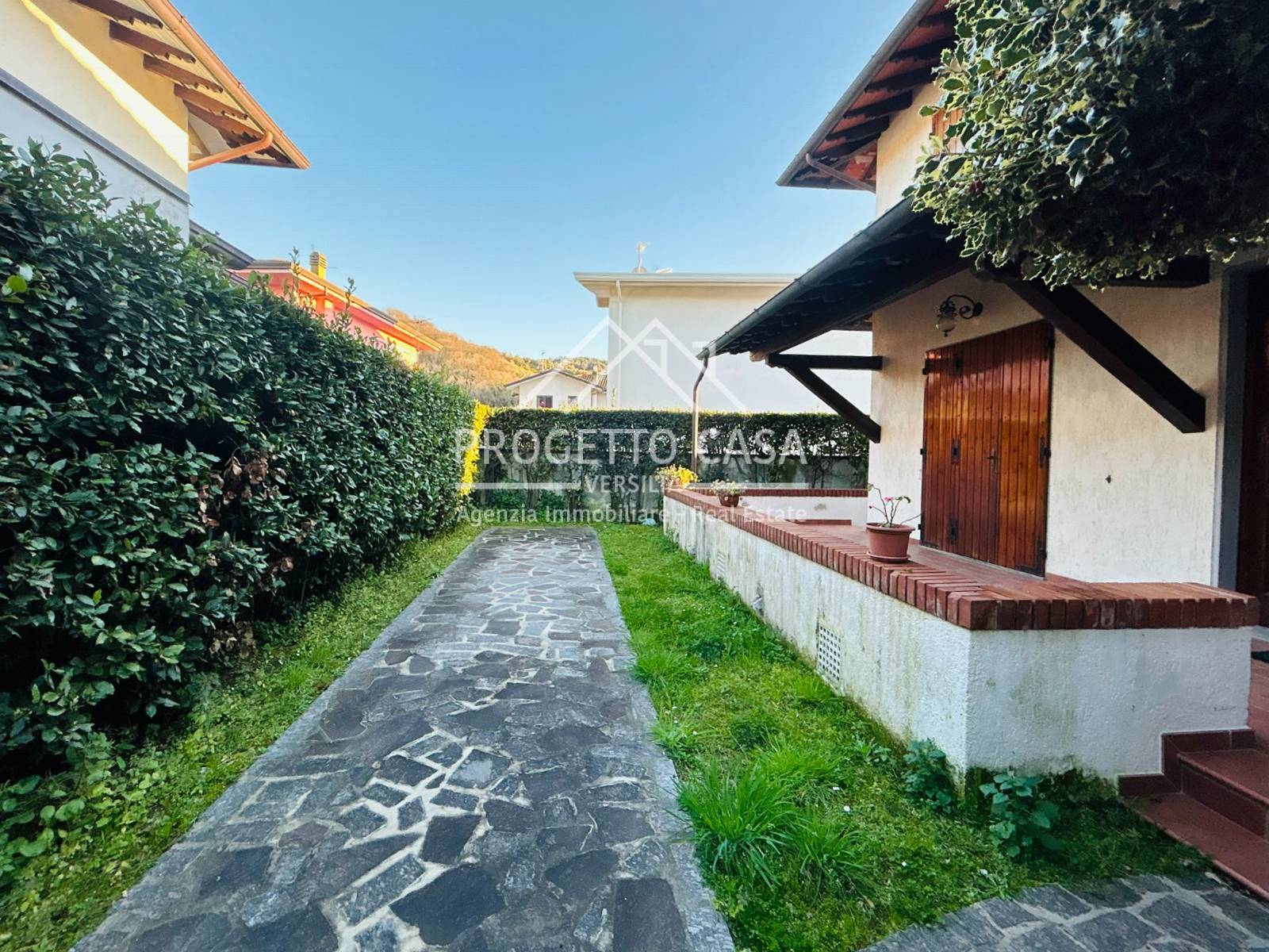 Casa / Villa in vendita a Massarosa, Stiava / Pian del Quercione