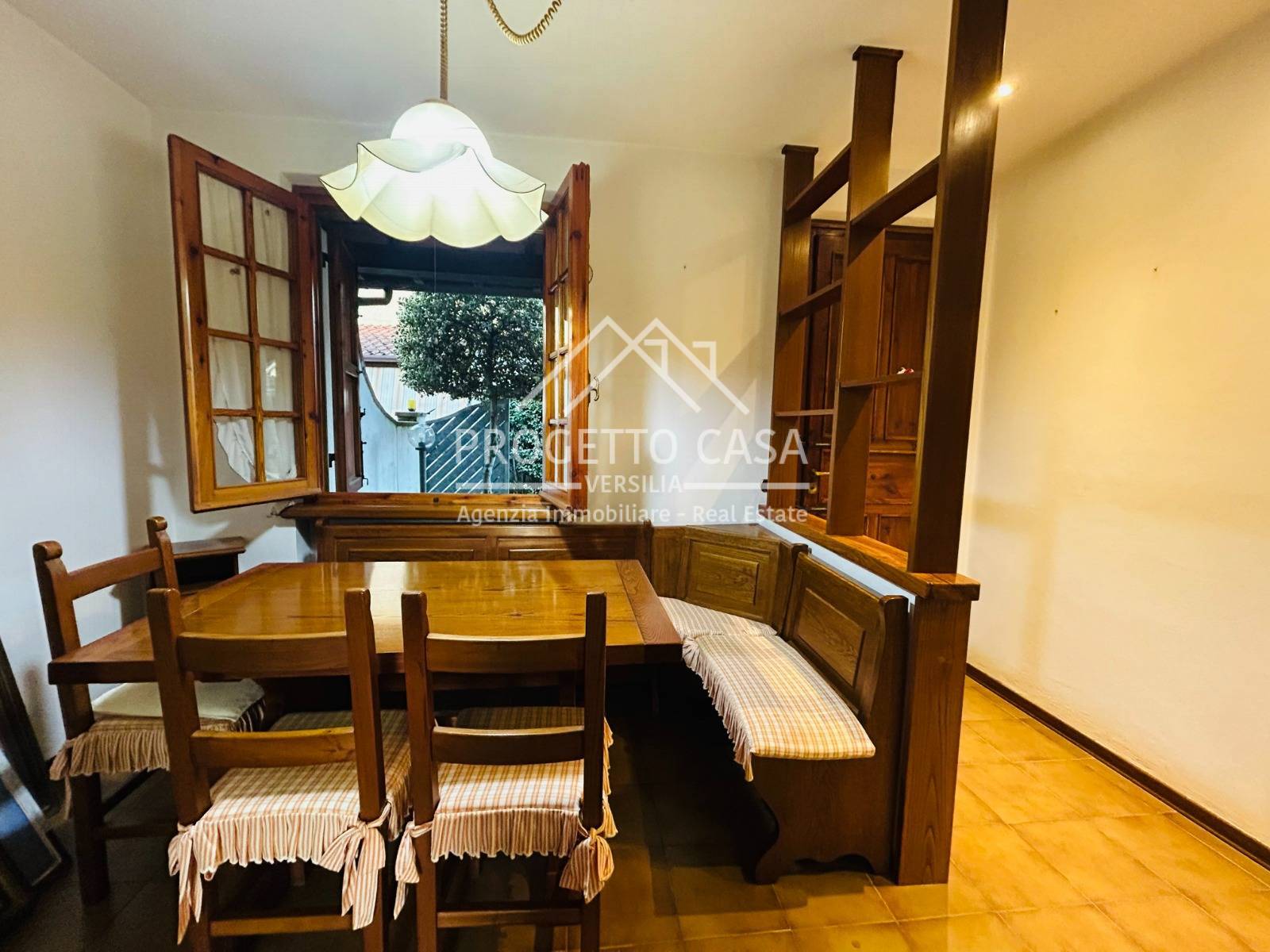 Casa / Villa in vendita a Massarosa, Stiava / Pian del Quercione