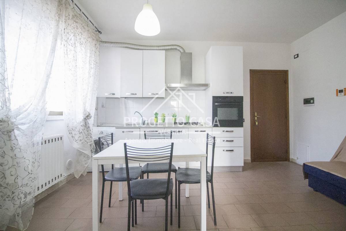 Appartamento in vendita a Camaiore, Lido di Camaiore