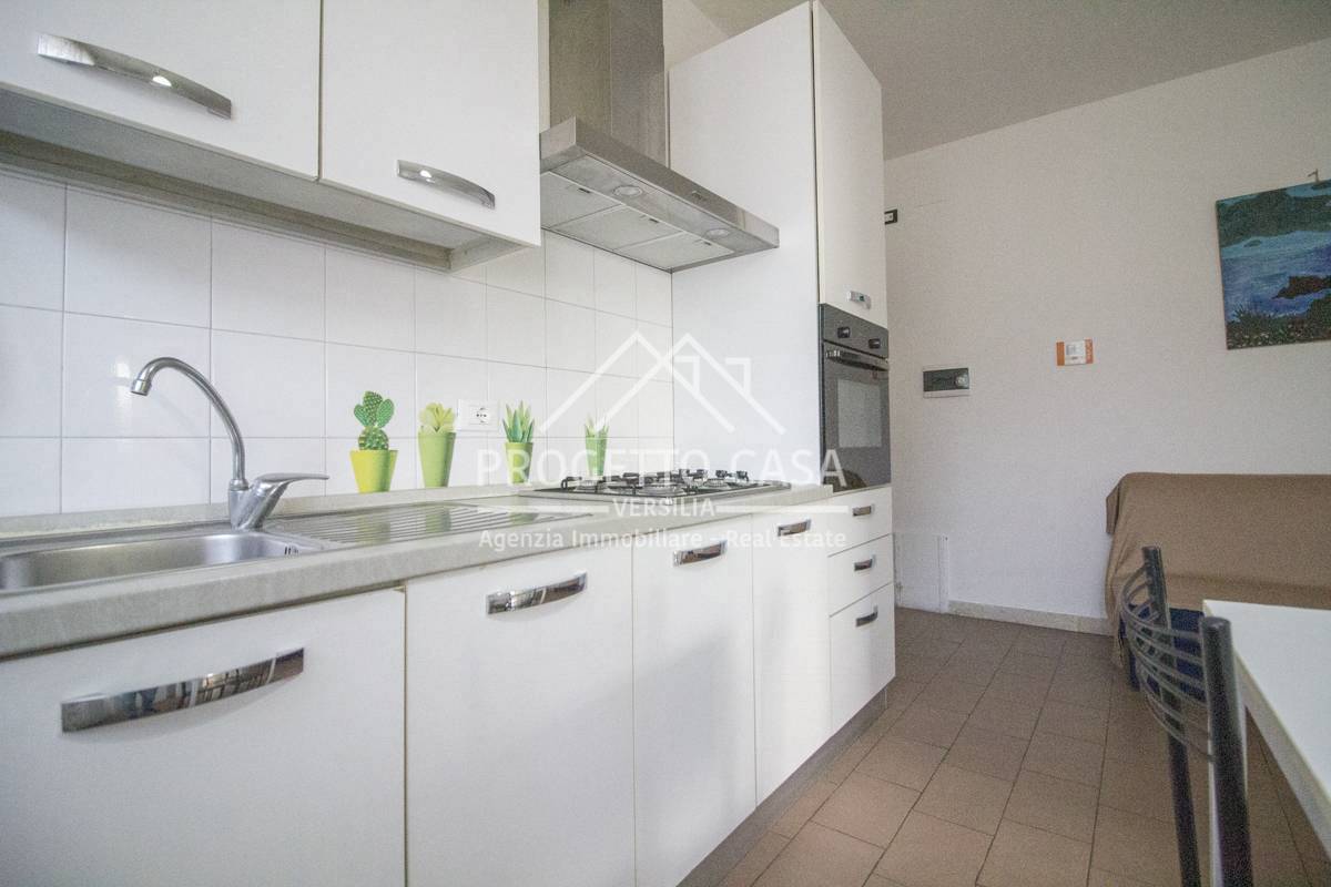 Appartamento in vendita a Camaiore, Lido di Camaiore