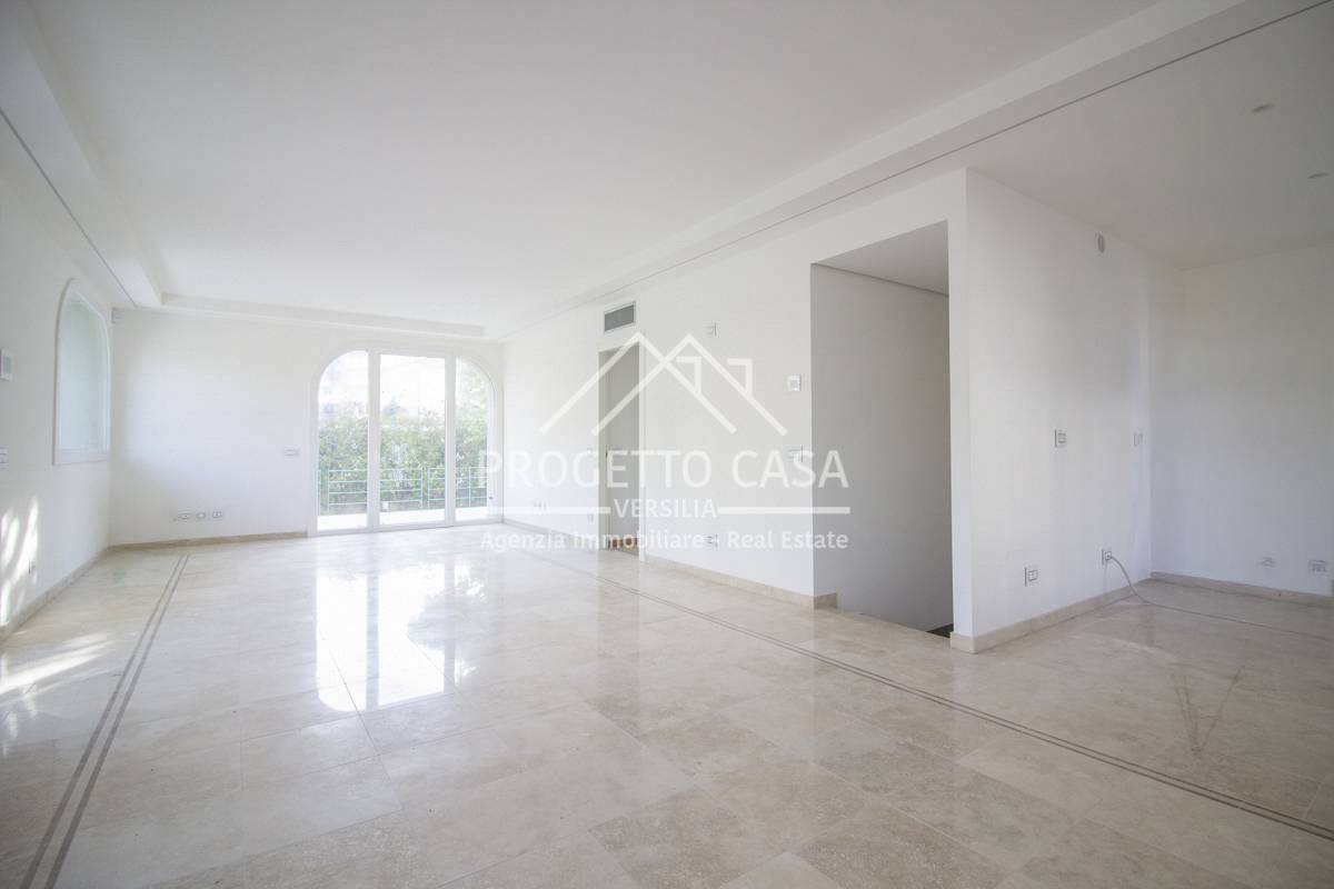 Appartamento in vendita a Viareggio, Citt Giardino / Passeggiata