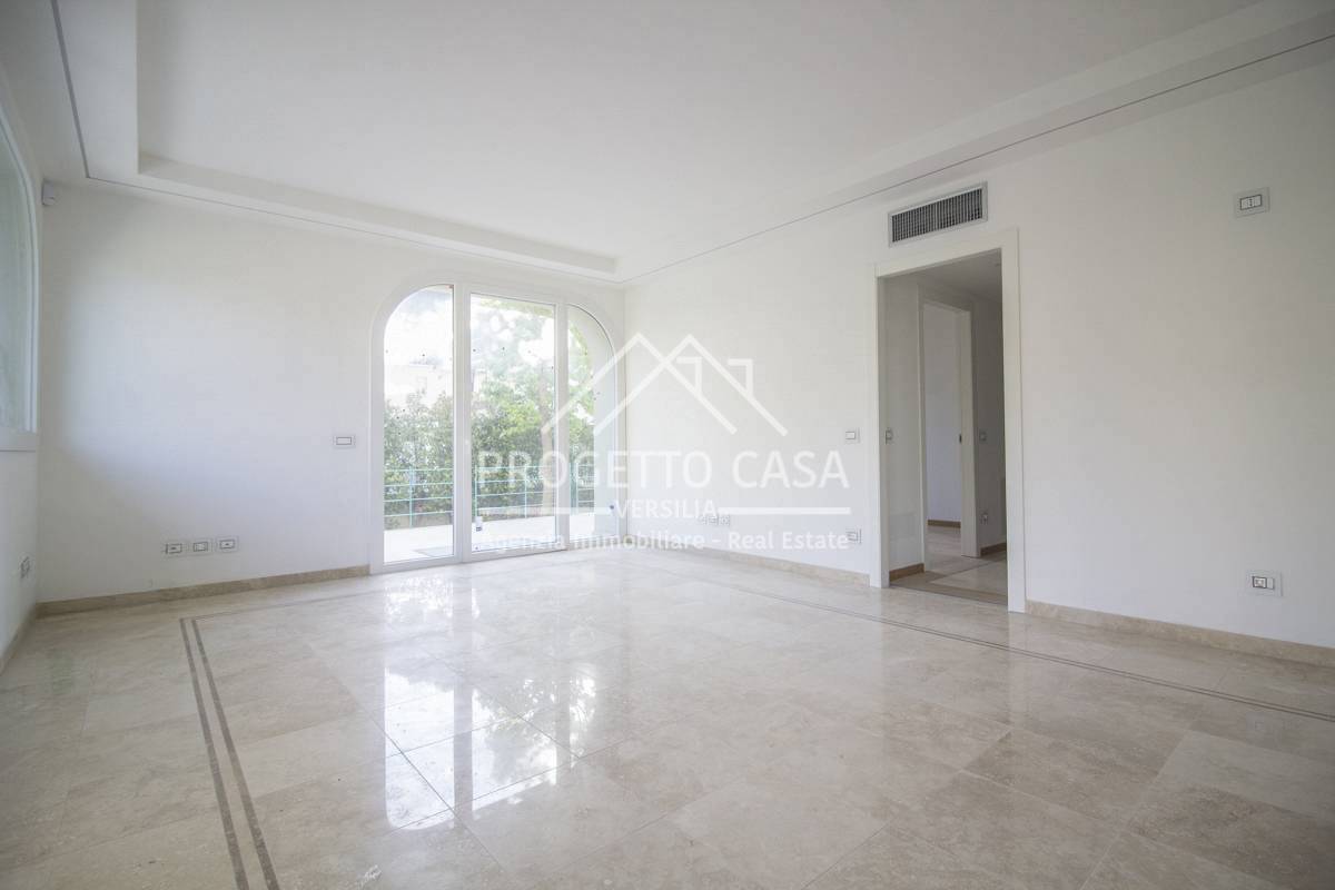 Appartamento in vendita a Viareggio, Citt Giardino / Passeggiata
