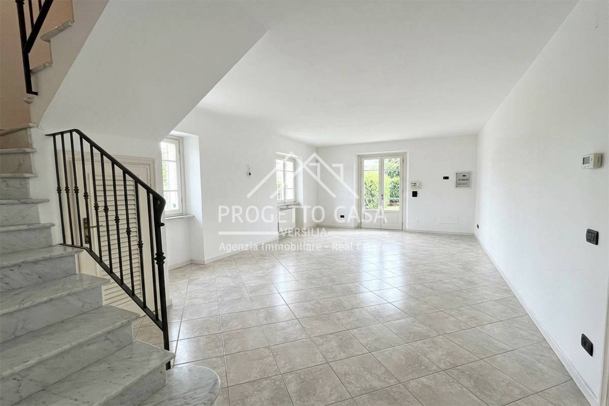 Casa / Villa in vendita a Pietrasanta, Marina di Pietrasanta