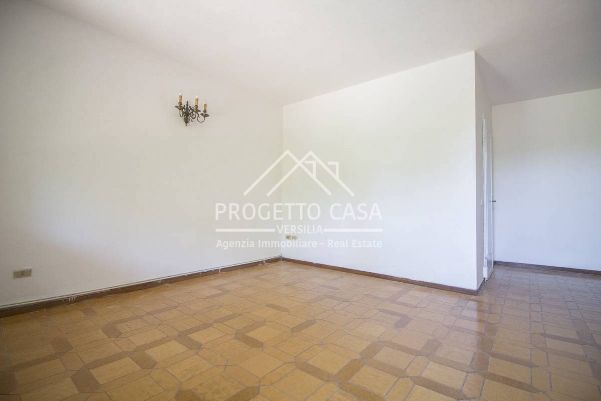 Appartamento in vendita a Camaiore, Lido di Camaiore