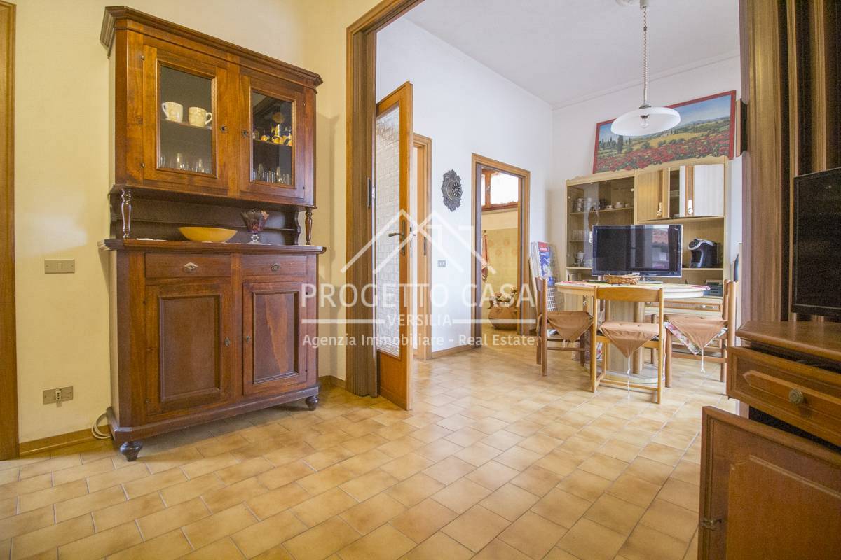Casa / Villa in vendita a Viareggio, Torre del Lago Puccini