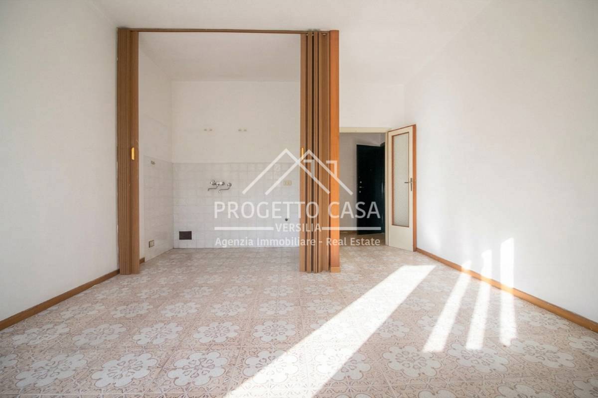 Appartamento in vendita a Camaiore, Lido di Camaiore