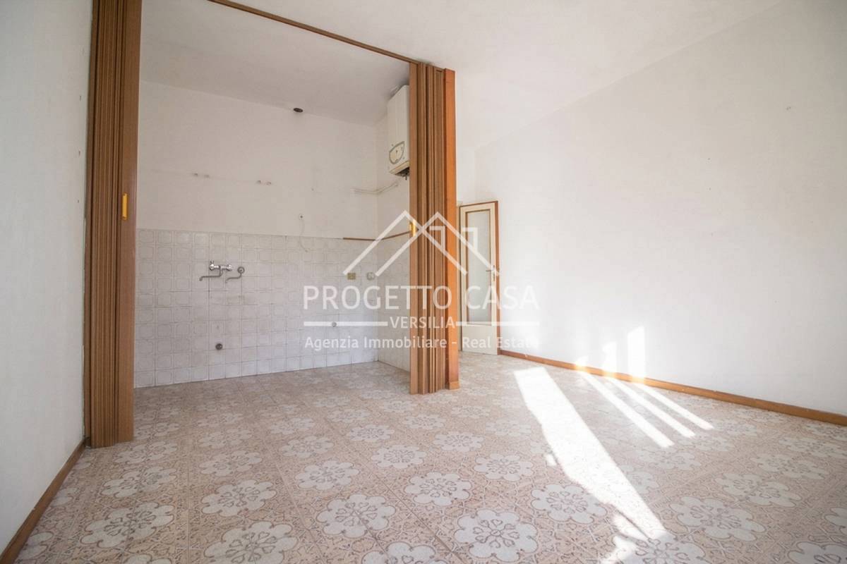 Appartamento in vendita a Camaiore, Lido di Camaiore