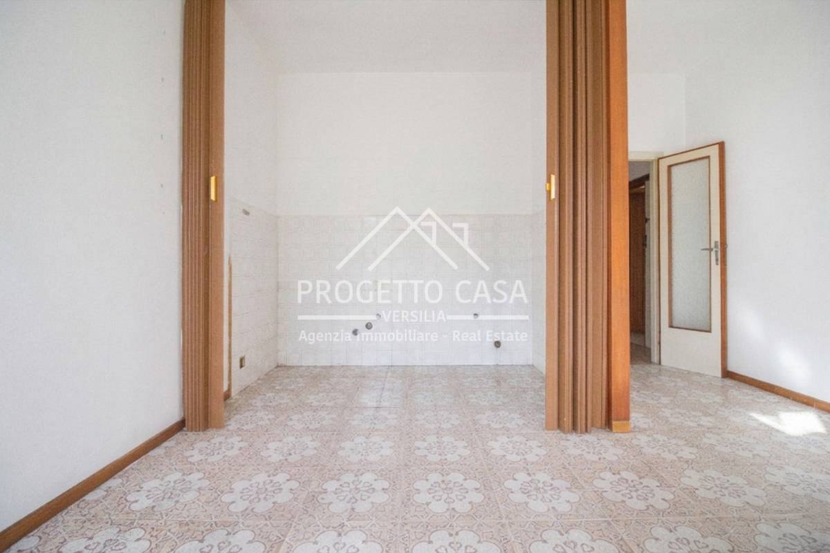 Appartamento in vendita a Camaiore, Lido di Camaiore