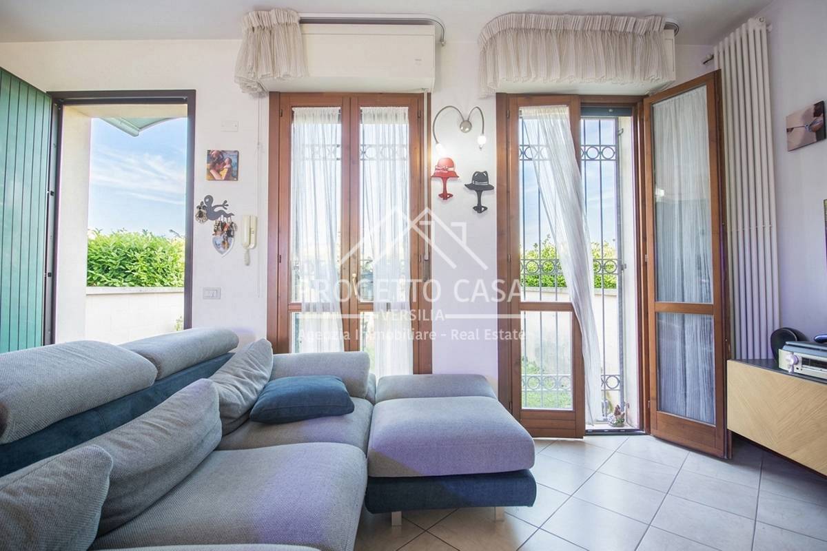 Casa / Villa in vendita a Viareggio, Torre del Lago Puccini