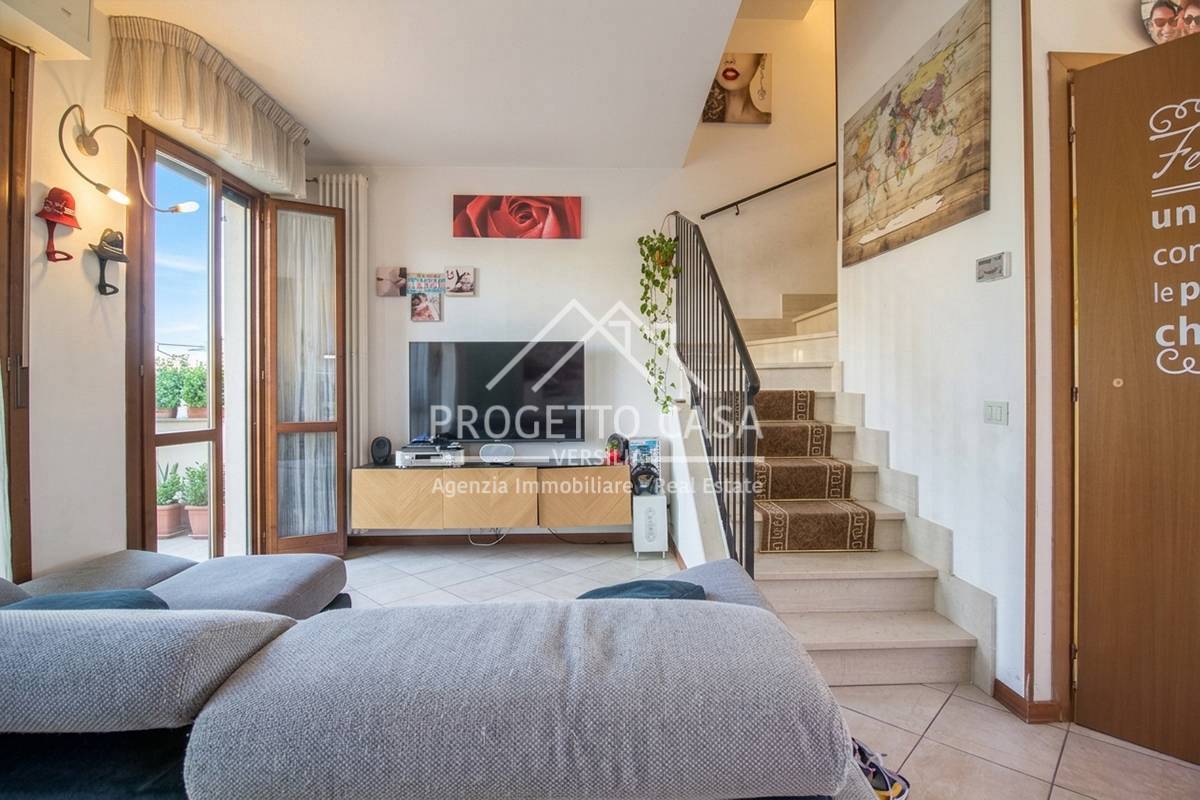 Casa / Villa in vendita a Viareggio, Torre del Lago Puccini