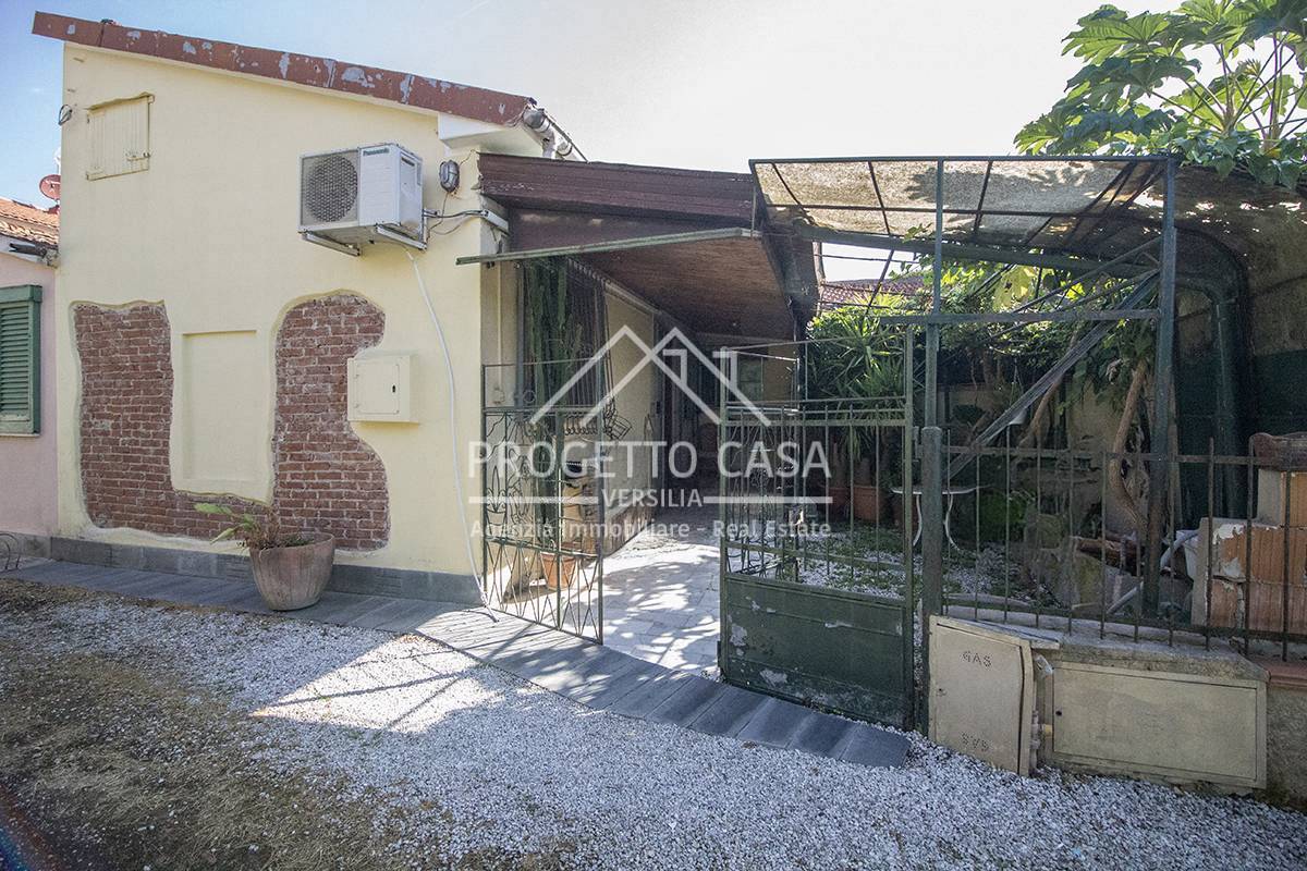 Casa / Villa in vendita a Pietrasanta, Marina di Pietrasanta