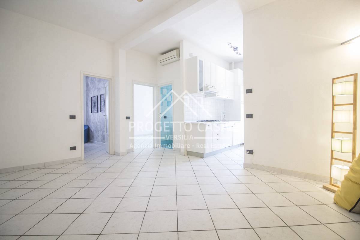 Appartamento in vendita a Camaiore, Lido di Camaiore