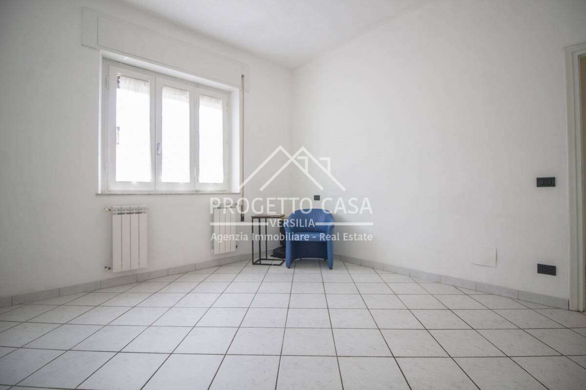 Appartamento in vendita a Camaiore, Lido di Camaiore